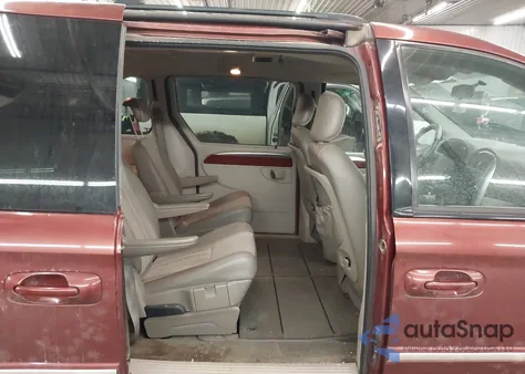 2007 Chrysler Town & Country Touring z USA, uszkodzony, nr VIN 2A8GP54L37R184256